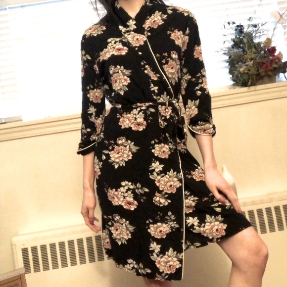 Floral House Robe - Picture 3 of 3